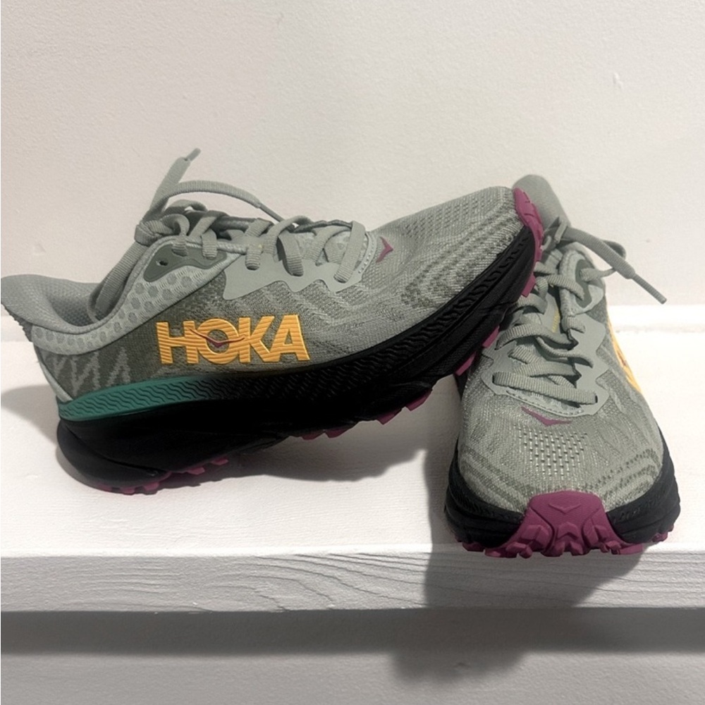 Hoka size 6 used 2 times too big for me
